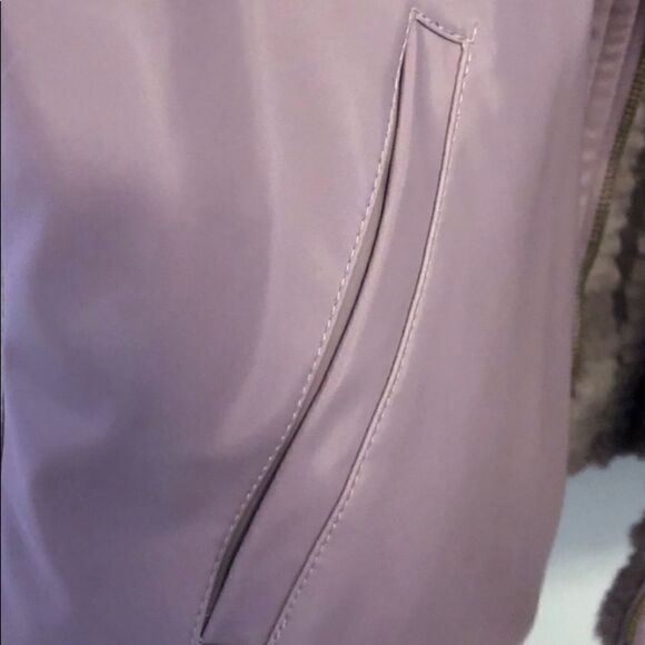 🌺3 FOR $20🌺 - FU DA Faux Fur Reversible Teddy vest Large purple - Picture 2 of 7